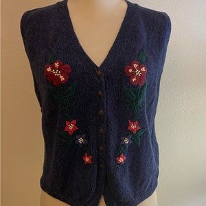 Beautiful Blue Knit Vest / Size Large / Embroidered / Machine Wash